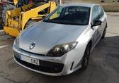 RENAULT LAGUNA accidentado en venta