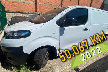 Compra y venta de coches rotos.