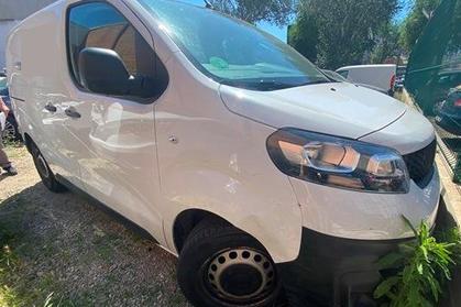 Compra y venta de coches rotos.