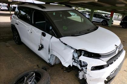 Compra venta de coches roto y accidentados.