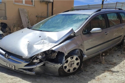 Compra y venta de coches rotos.