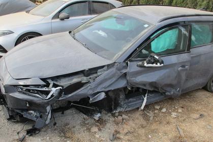 Compra y venta de coches rotos.