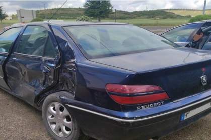 Compra venta de coches roto y accidentados.