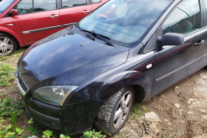 Compra y venta de coches rotos.