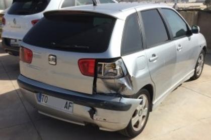 Compra y venta de coches rotos.