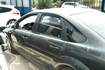 Compra y venta de coches rotos.