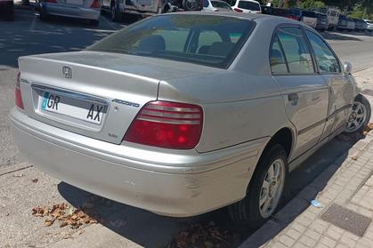 Compra y venta de coches rotos.