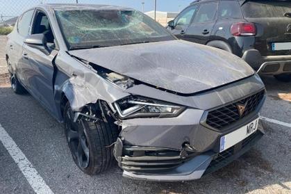 Compra venta de coches roto y accidentados.