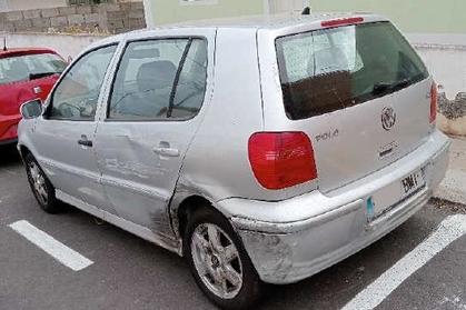 Compra y venta de coches rotos.