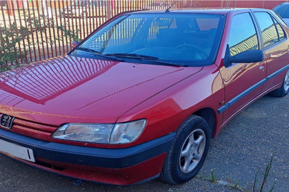 Compra y venta de coches rotos.