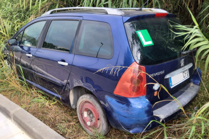 Compra y venta de coches rotos.