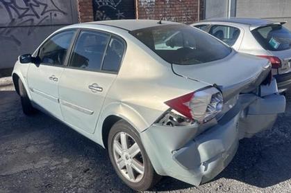 Compra venta de coches roto y accidentados.