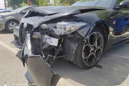 Compra venta de coches roto y accidentados.