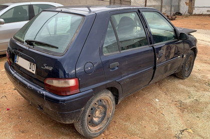 Compra y venta de coches rotos.