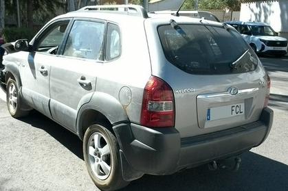 Compra y venta de coches rotos.