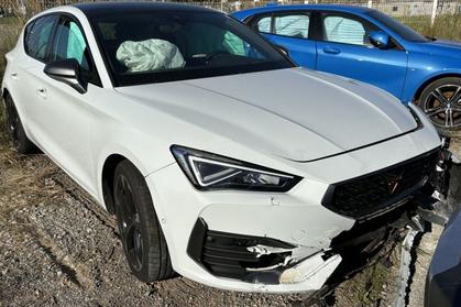 Compra y venta de coches rotos.