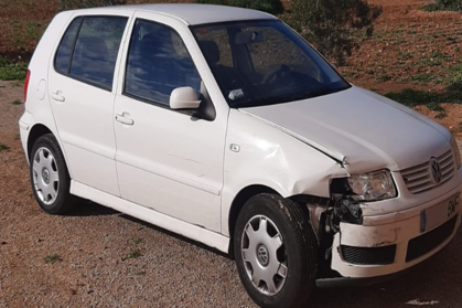 Compra y venta de coches rotos.