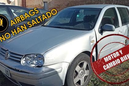 Compra y venta de coches rotos.