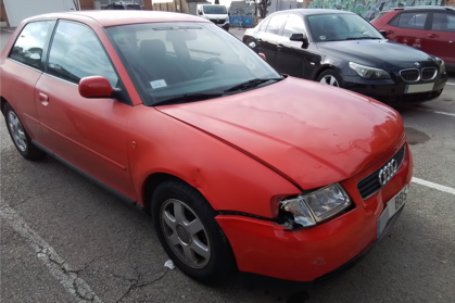 Compra y venta de coches rotos.