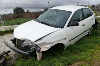 Compra y venta de coches rotos.