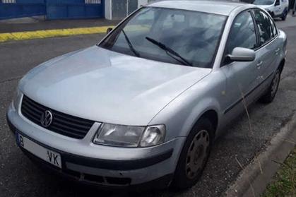 Compra y venta de coches rotos.